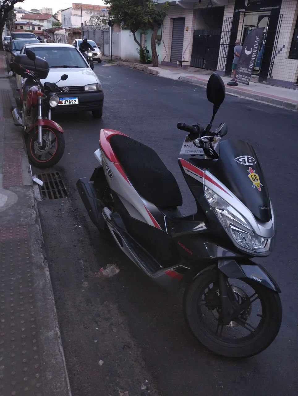 PCX sport 150 Só venda. neste telefone * - Foto 2