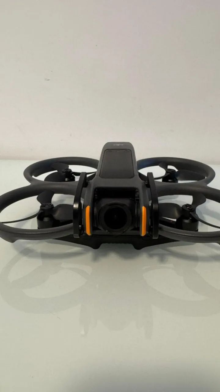 Drone DJI Avata 2 Fly More Combo (3 Baterias) + Controle FPV 3 + RC Motion 3 - Foto 4
