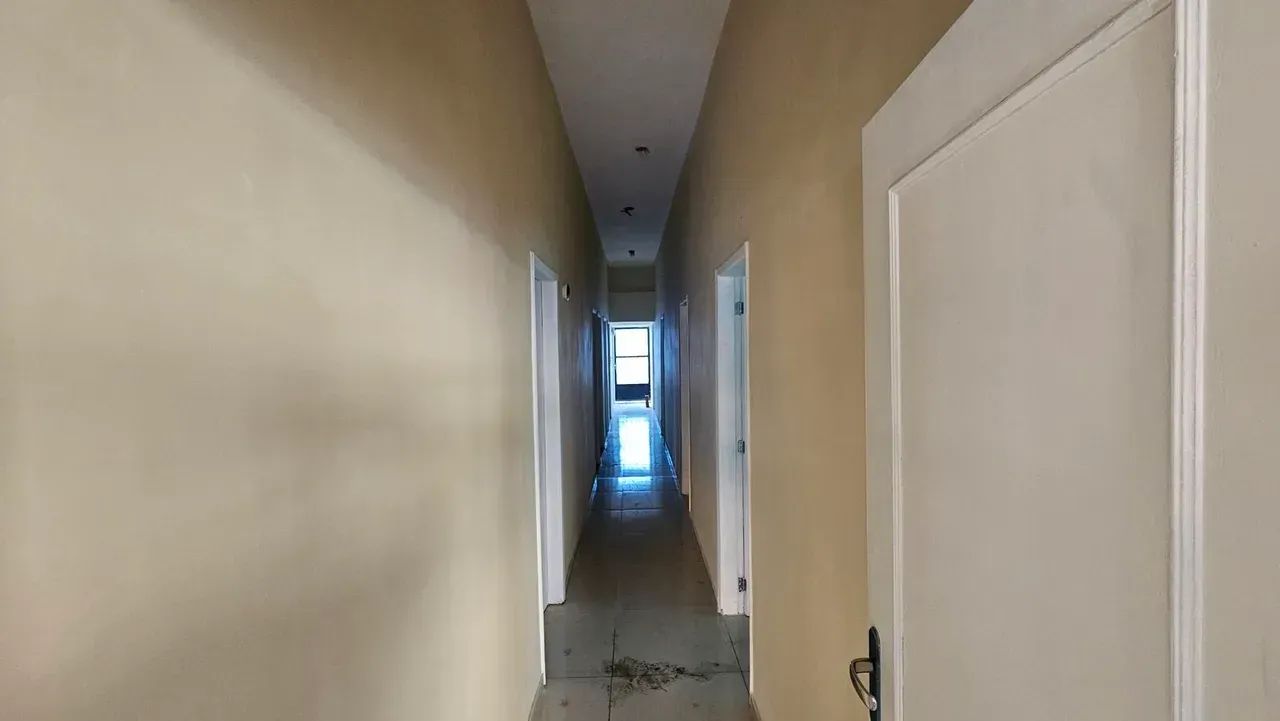 Casa comercial no Centro com 5 quartos perto da garagem do SAMU - Foto 4