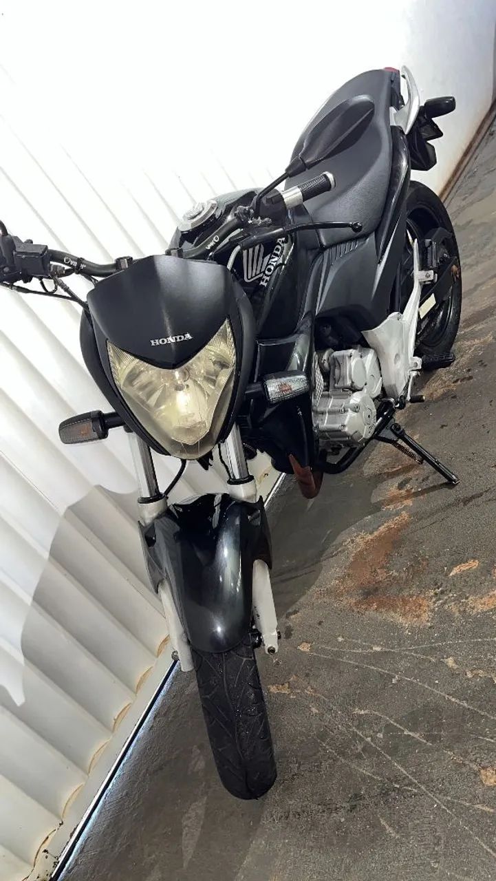 Honda CB 300 - Foto 5