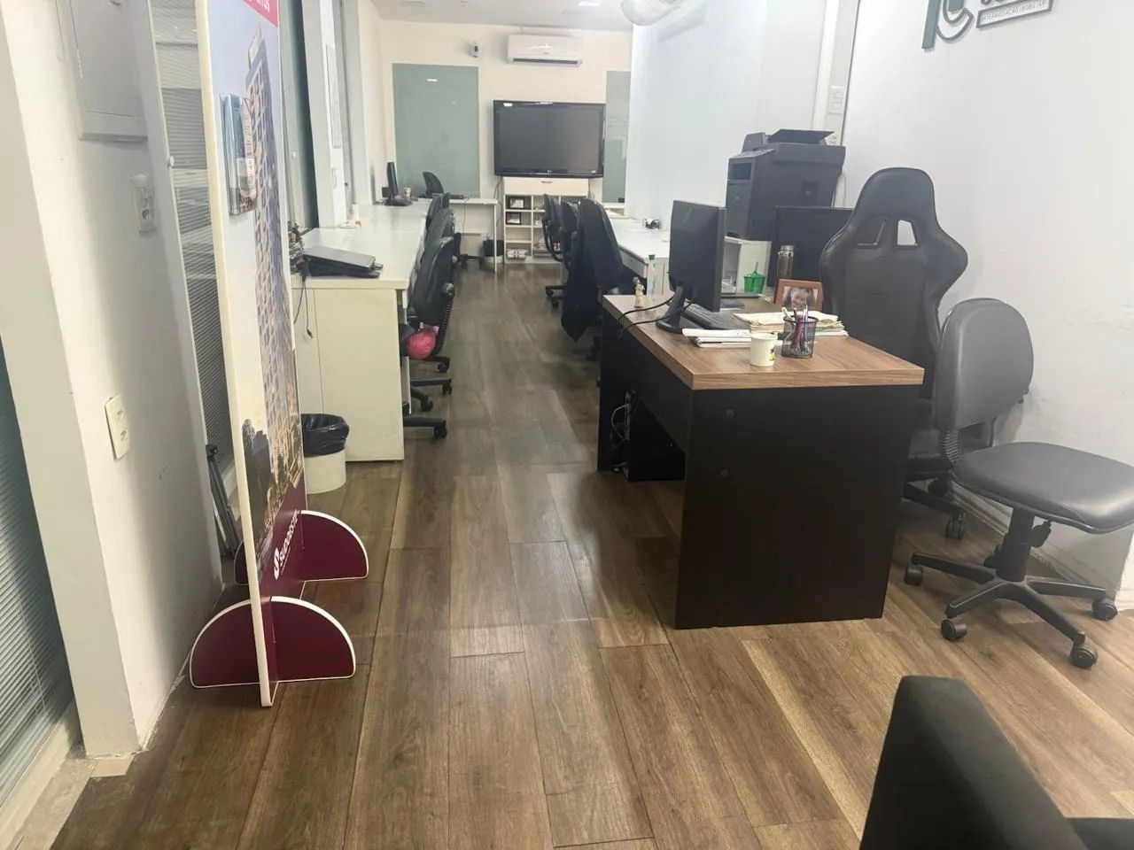 Sala predio alto padão 57,00m² com cpa e banheiro - Foto 3