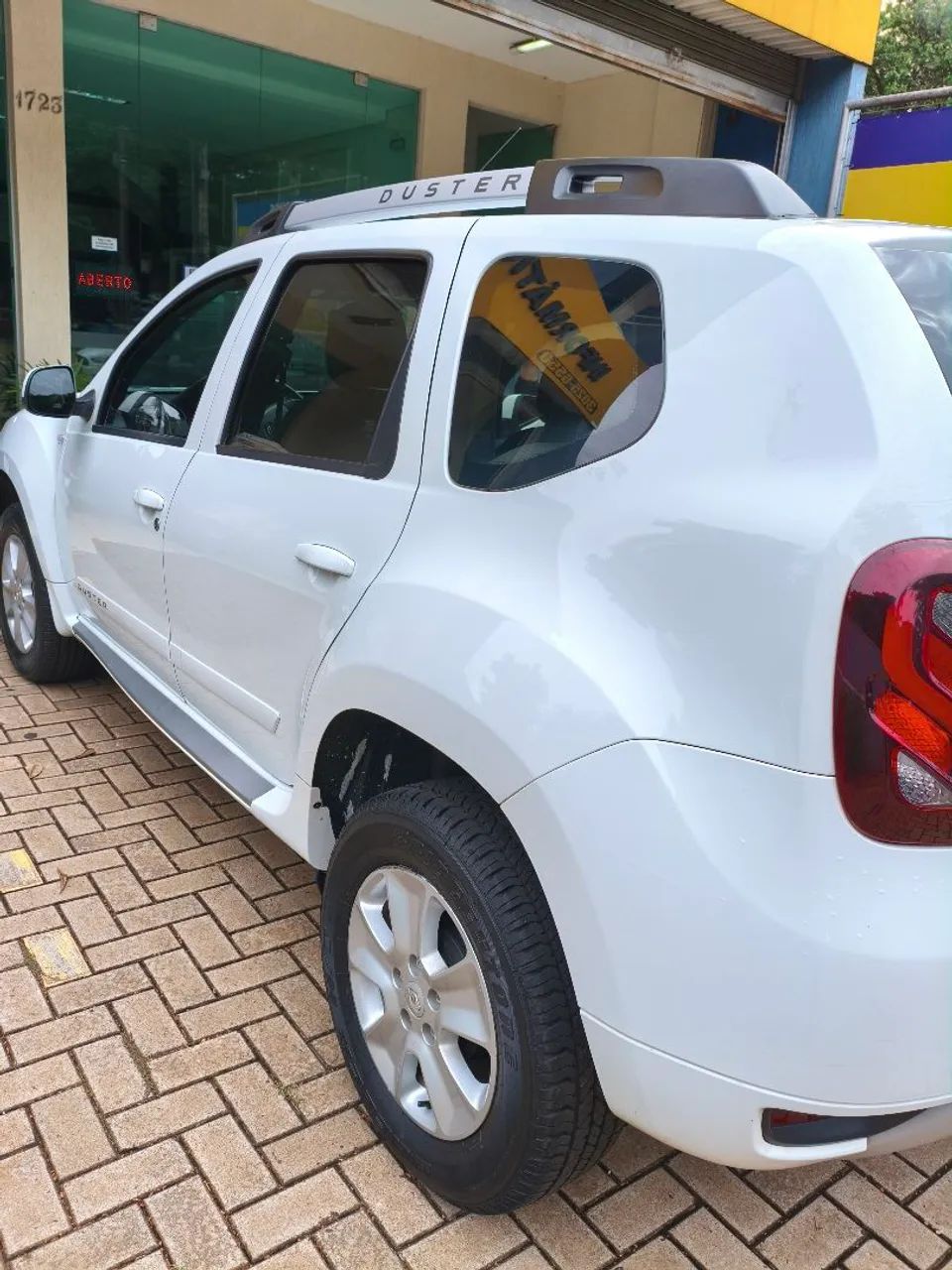 Renault Duster Dynamique 2.0 Hi-flex 16V Aut. 2017 - Foto 2