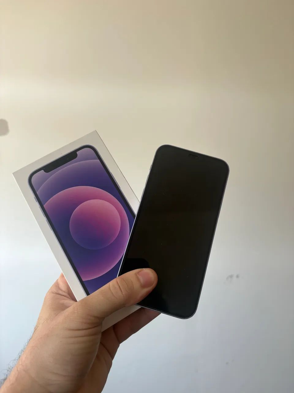iPhone 12 128GB Roxo