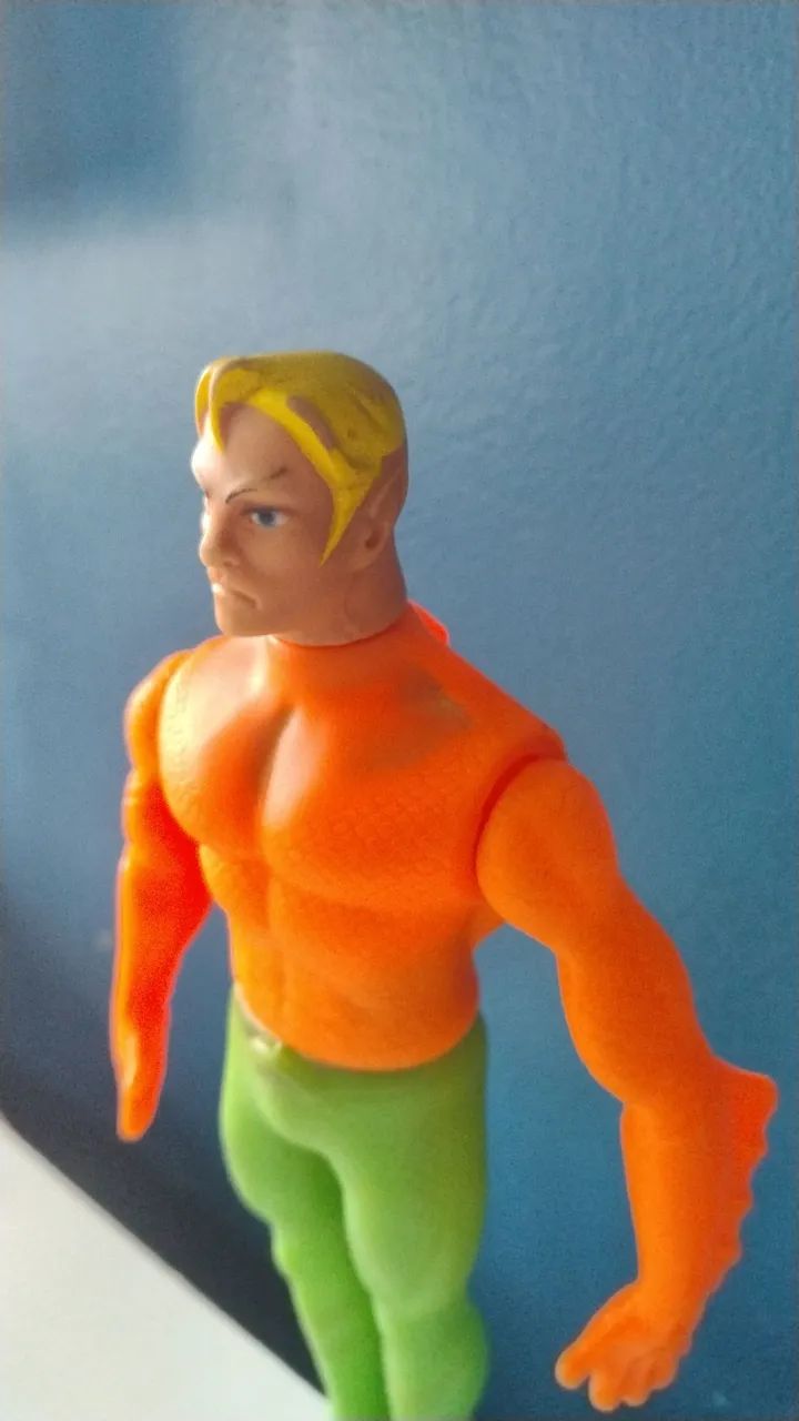 Boneco Aquaman de borracha antigo  - Foto 3