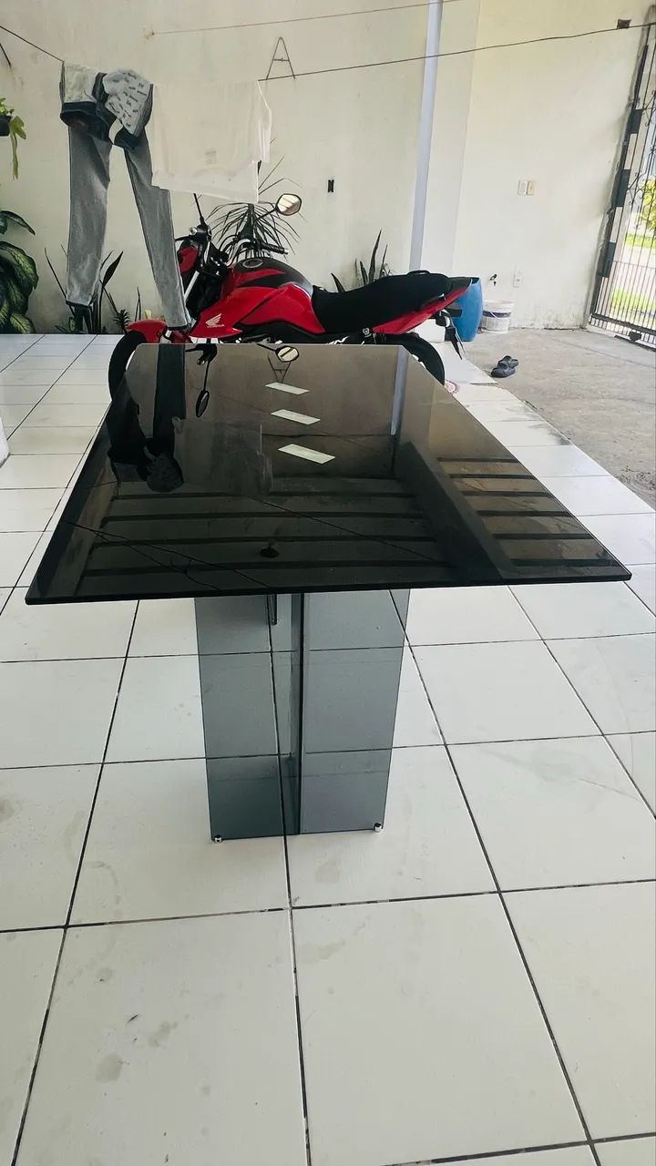 Mesa de vidro com 6 cadeiras - Foto 2