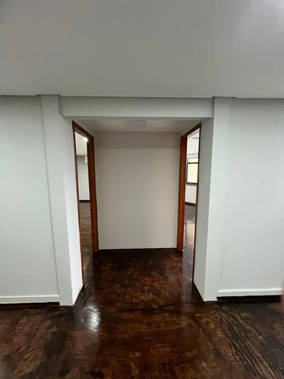 COD-572- SALA COMERCIAL PARA LOCAÇÃO  EDIFÍCIO CENTRO COMERCIAL Campo Grande/MS. - Foto 2