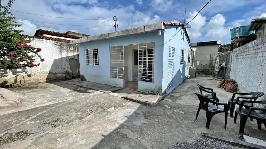 Vendo casa no Aviso 