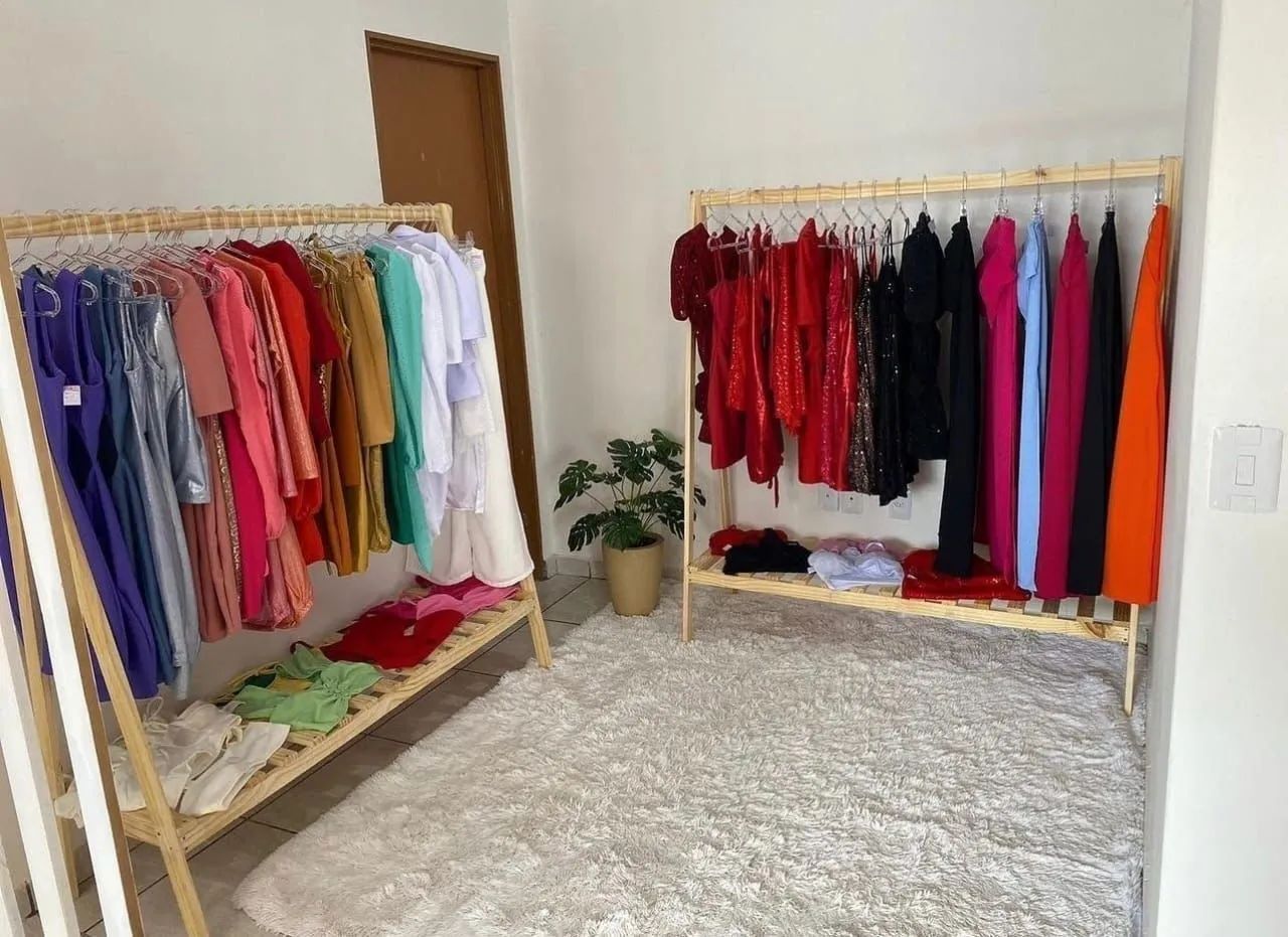 Araras de roupas  - Foto 5