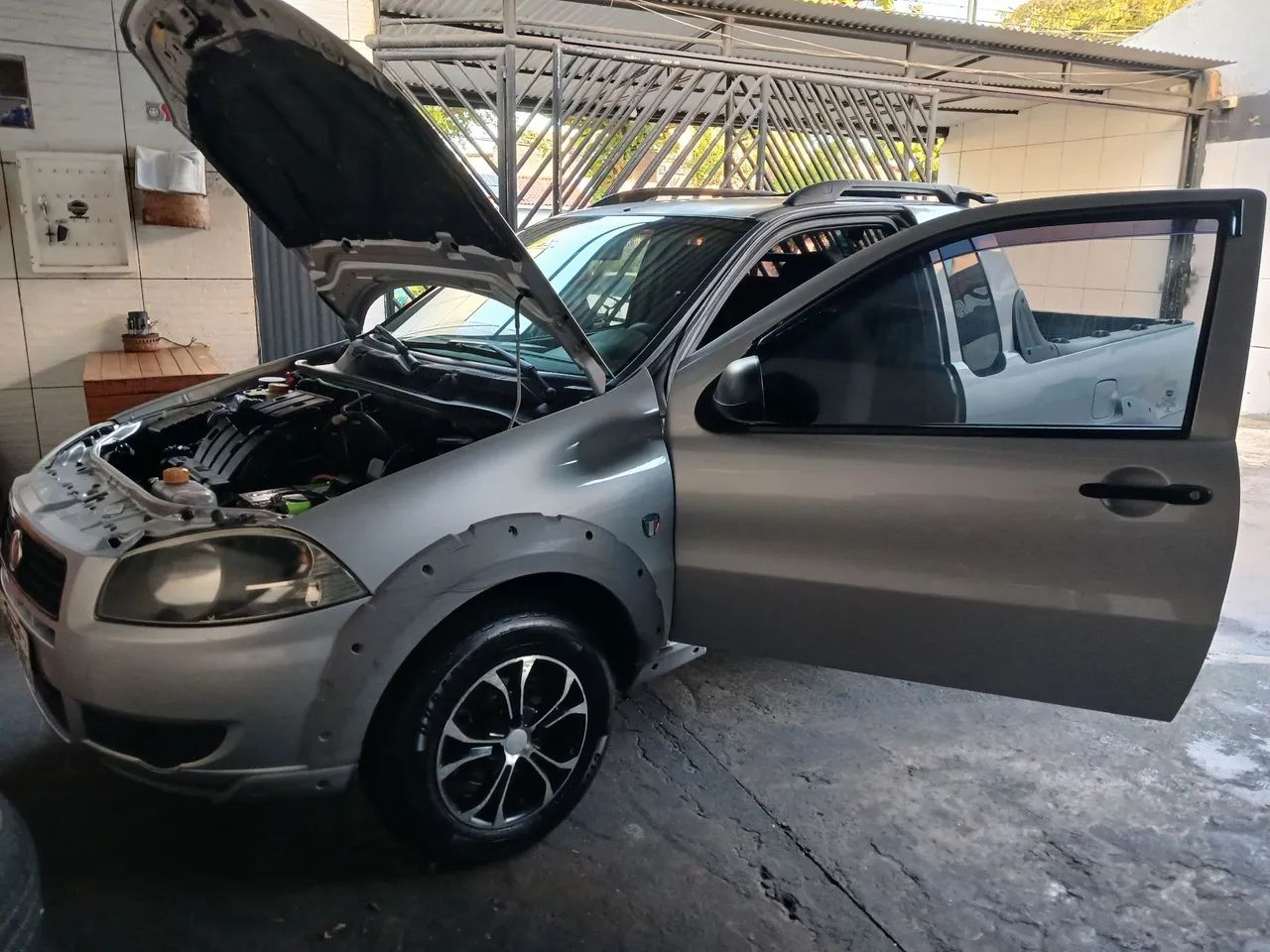 Fiat Strada Working 1.4 MPI Fire Flex 8V CE 2013
