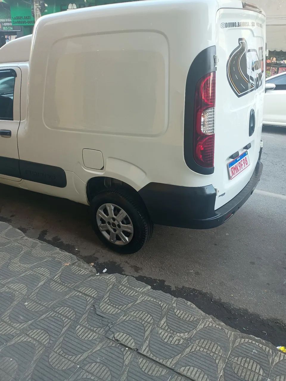 Disponível pra frete 