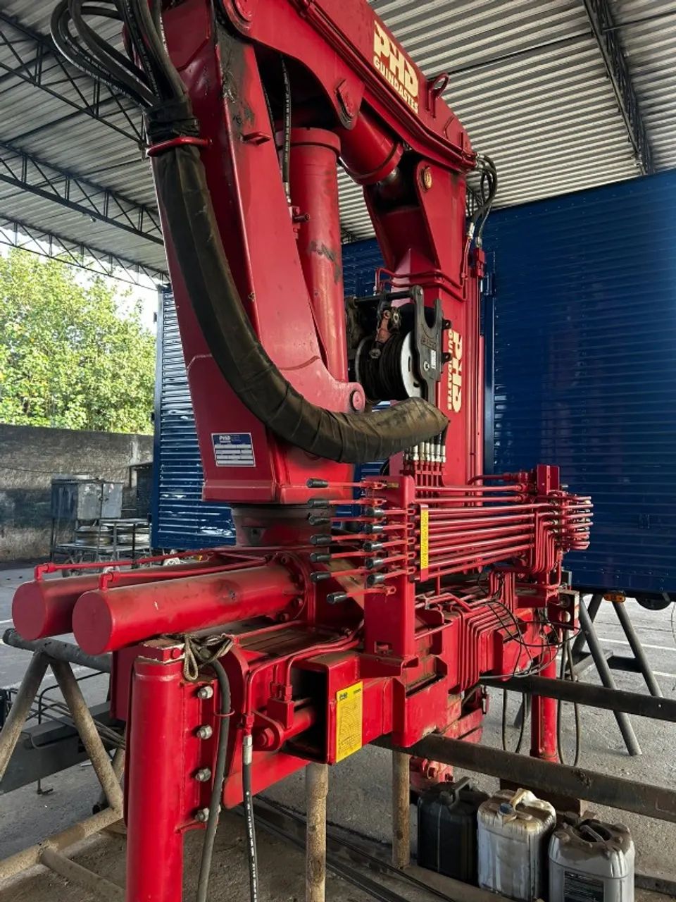 MULK PHD 30006 COM GUINCHO REBOCADOR