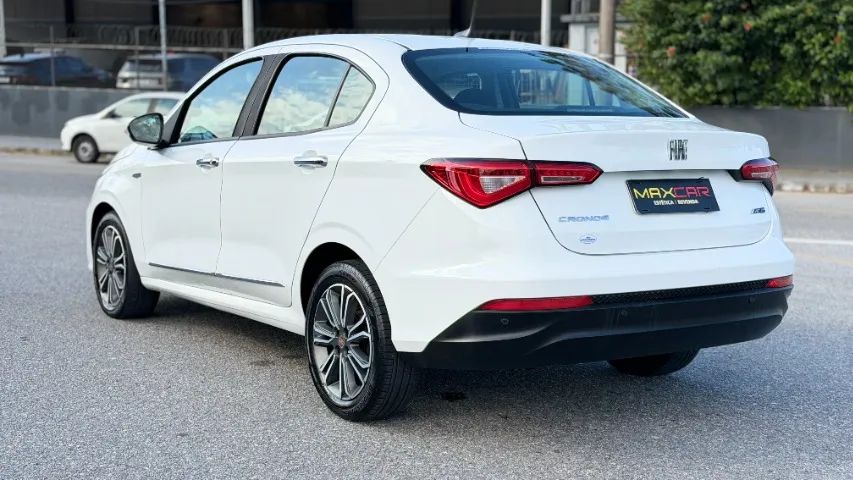 Fiat Cronos Precision 1.8 16V Flex Aut. 2019 - Foto 4
