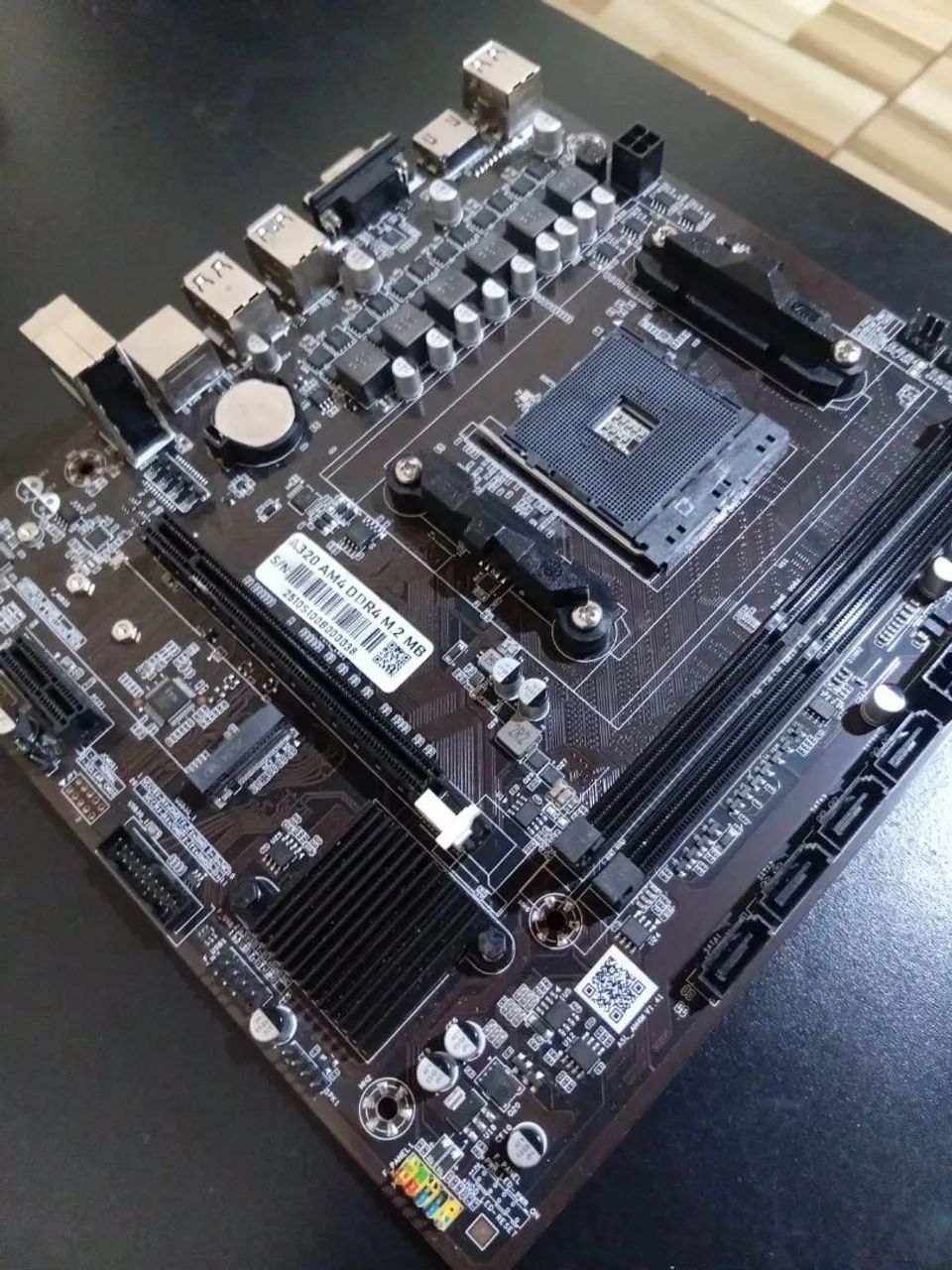 Placa mae a320m semi nova pra vender logo