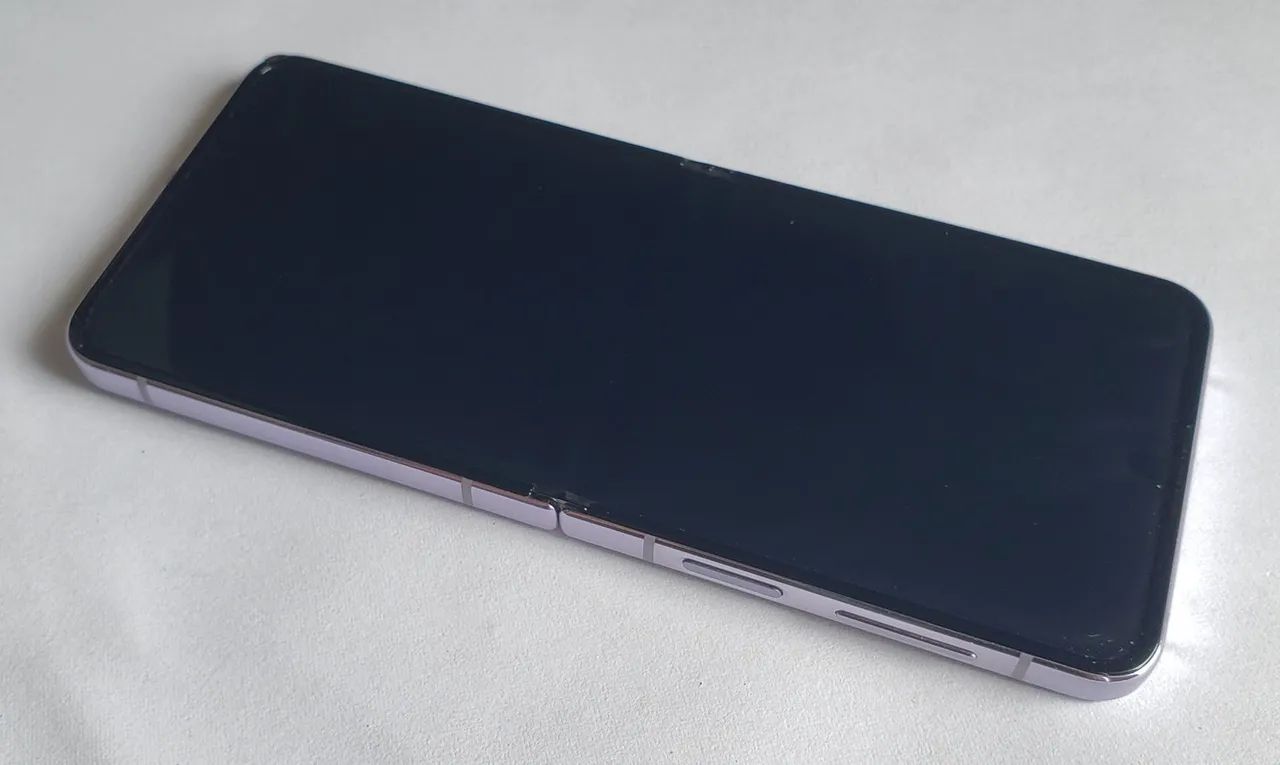 Display do Samsung Galaxy Z Flip 4 - Funcionando perfeitamente  - Foto 3