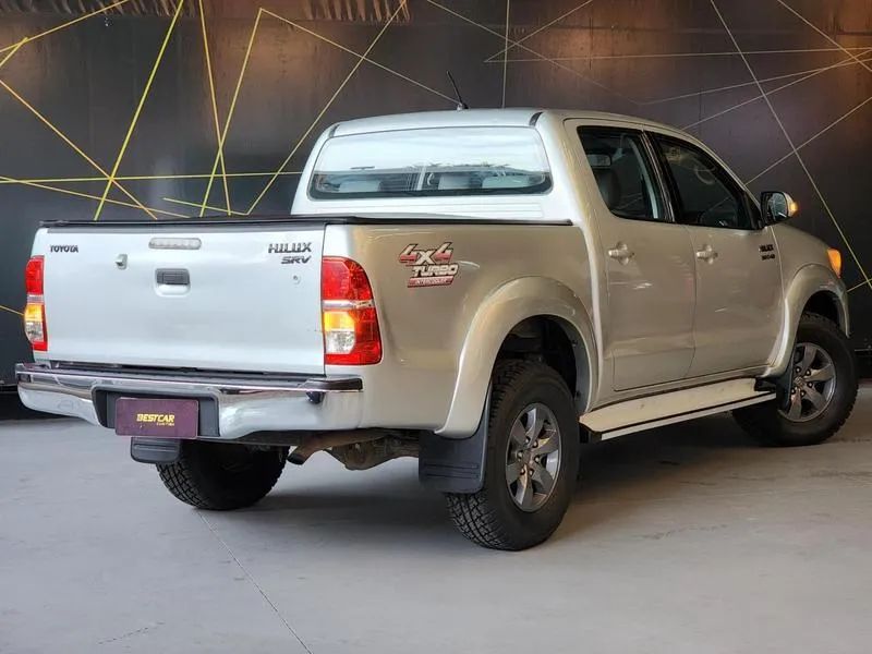 Toyota Hilux CD SRV 4X4 3.0 8V 116cv TB Diesel 2012 - Foto 2