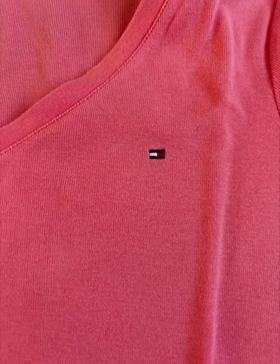 Camiseta tommy Hilfiger salmão  - Foto 2