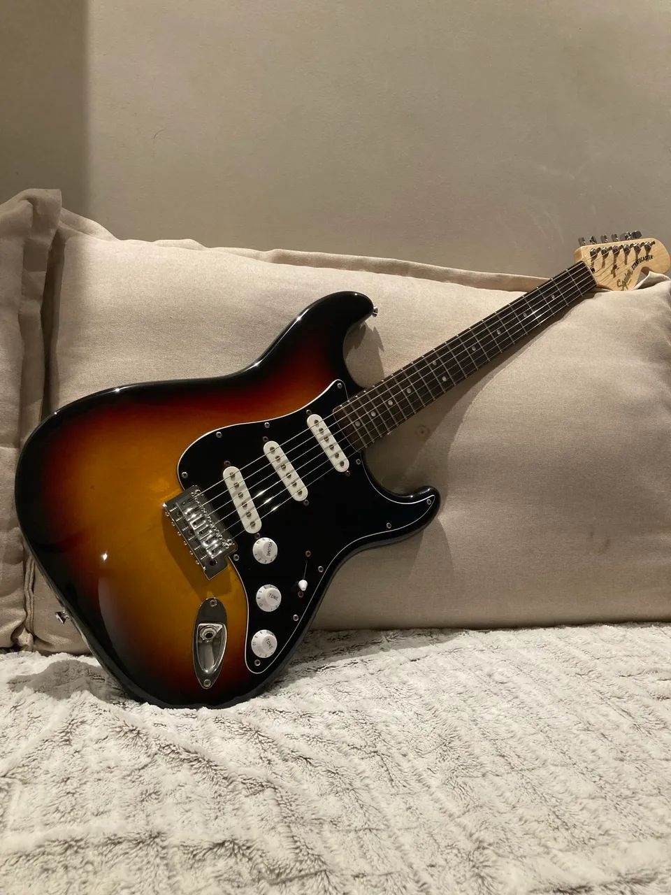 Guitarra squier 