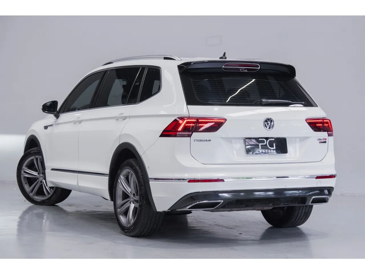 Volkswagen Tiguan Allspac R-Line 350 TSI 2.0 4x4, foto 3 de 15