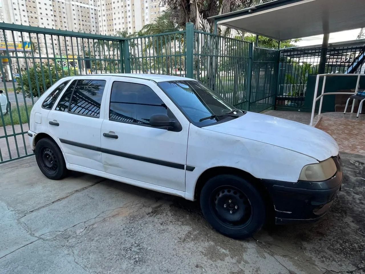 Volkswagen Gol Geração III Plus 1.0 MI 16V Gasolina Mec. 2P 2004