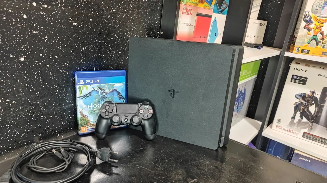 PS4 slim 