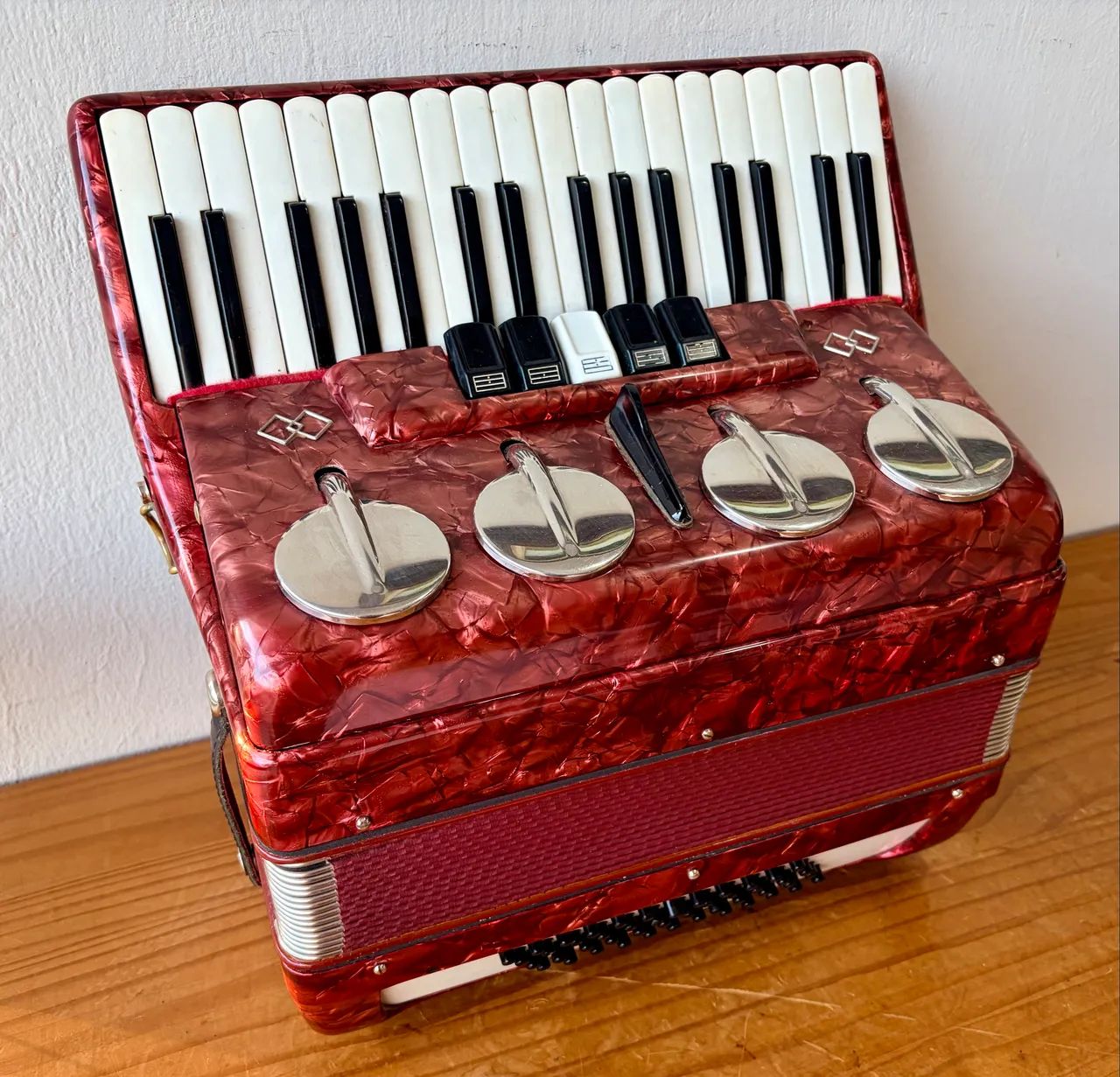 Acordeon Hering 48bx - Foto 2