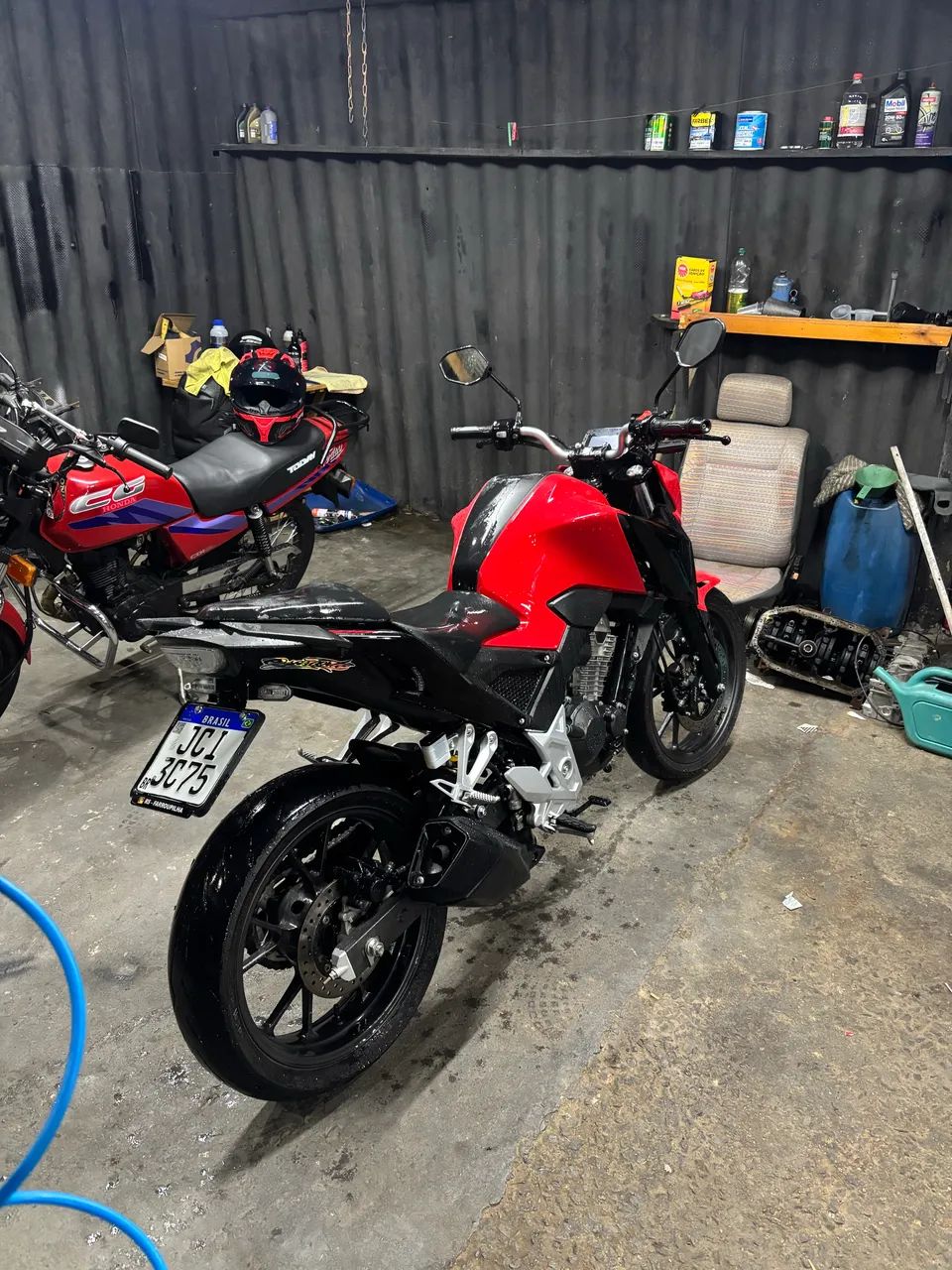 CB300f - Foto 3