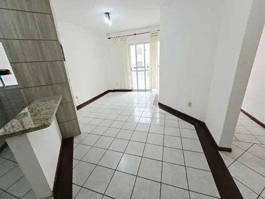 Apartamento no Bairro Canto: 2 Quartos (1 Suíte), Vaga Exclusiva e Sacada com Churrasqueir - Foto 2