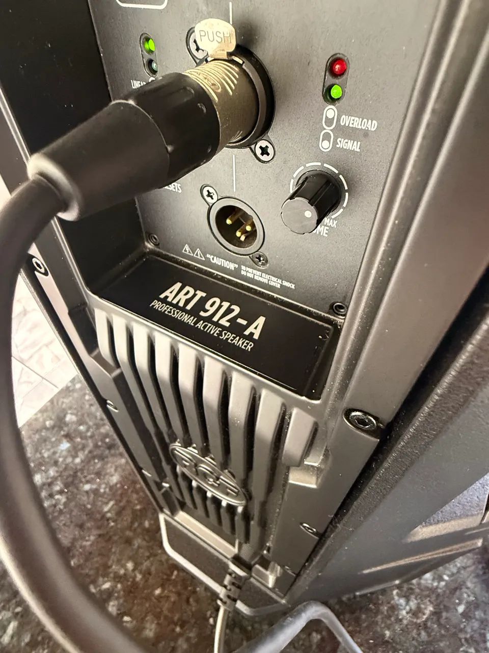 CAIXA ATIVA RCF 2100 WATTS  - Foto 2