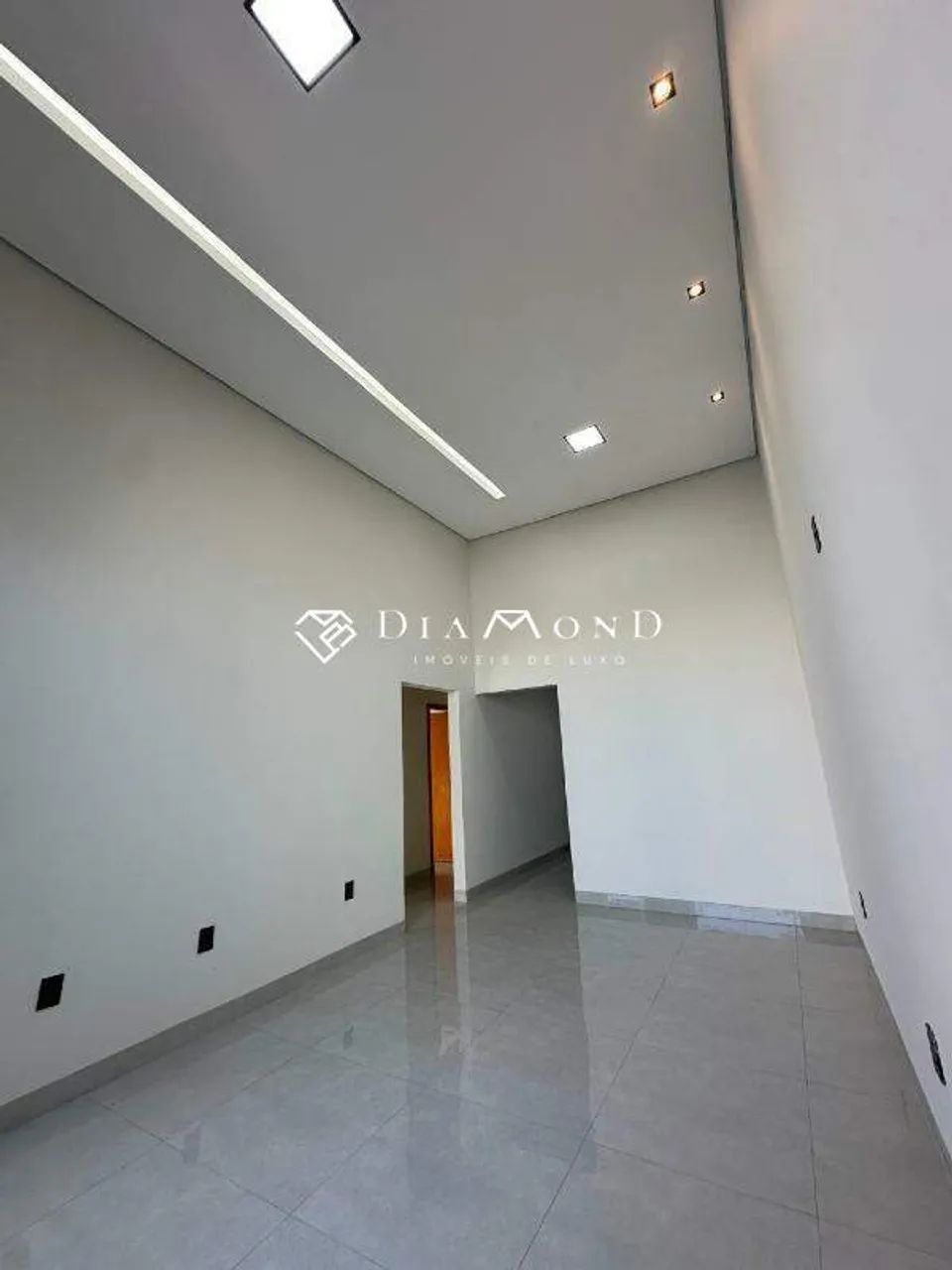 Casa Nova no Jardim Botânico  Pé-direito Duplo e Projeto Moderno - Foto 5