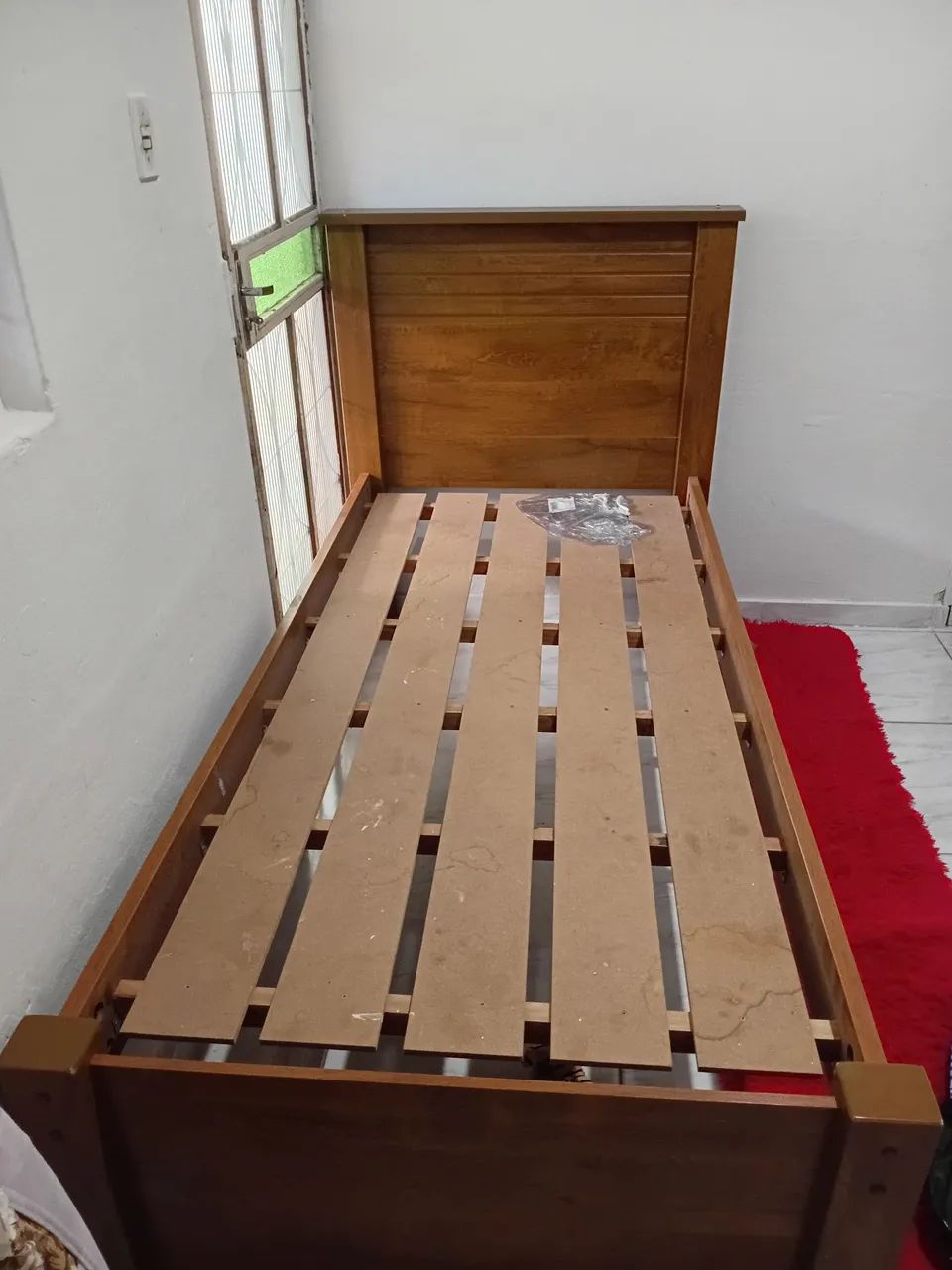 Cama de solteiro semi nova - Foto 3