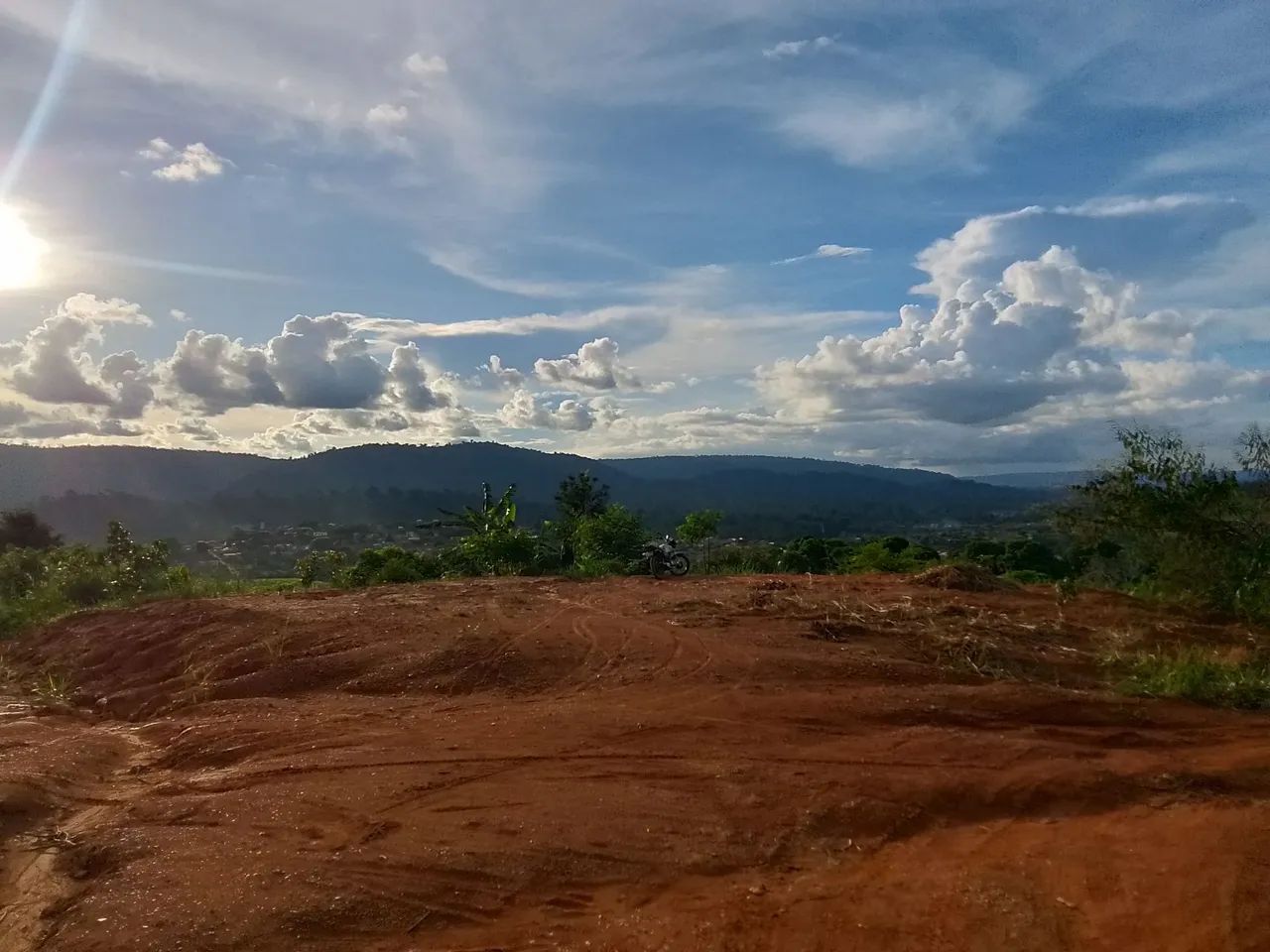 Vendo lote, 20 de frente, com 36 de fundo  - Foto 3