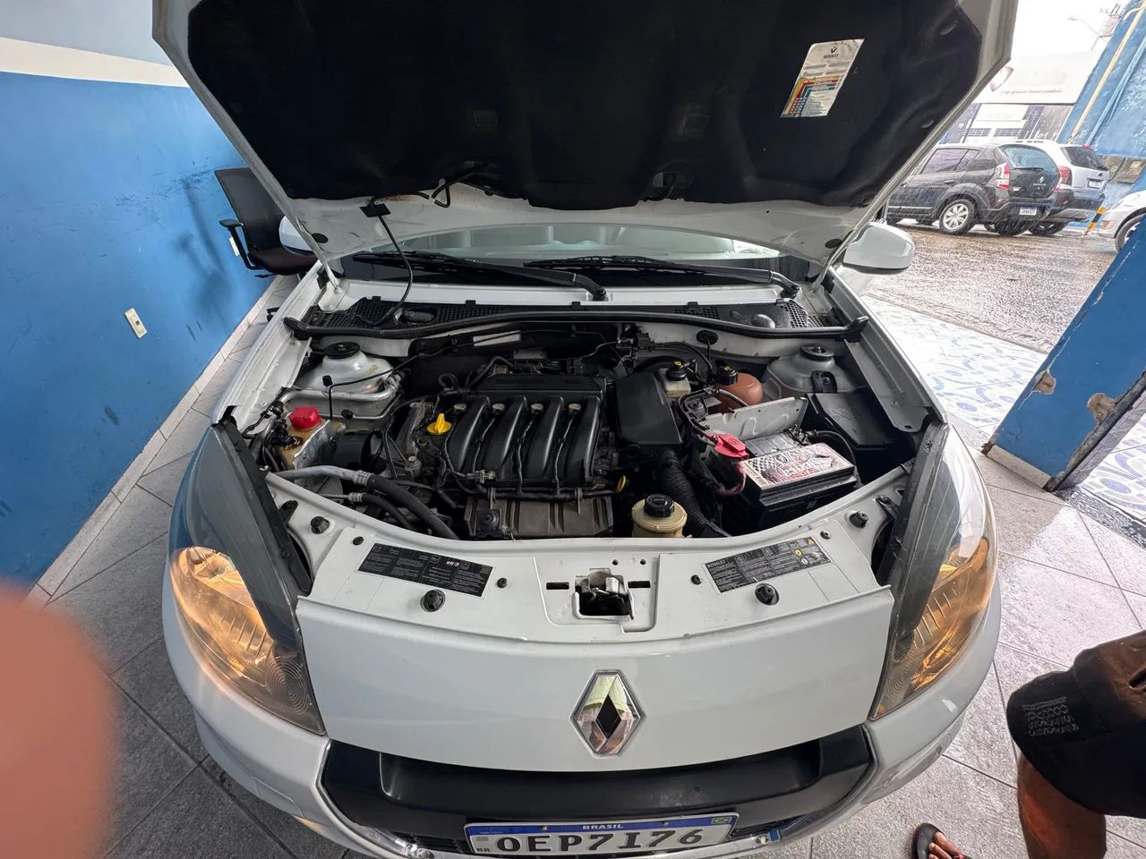 Renault Sandero Privilège Hi-flex 1.6 16V 5P AUT 2014 - Foto 2