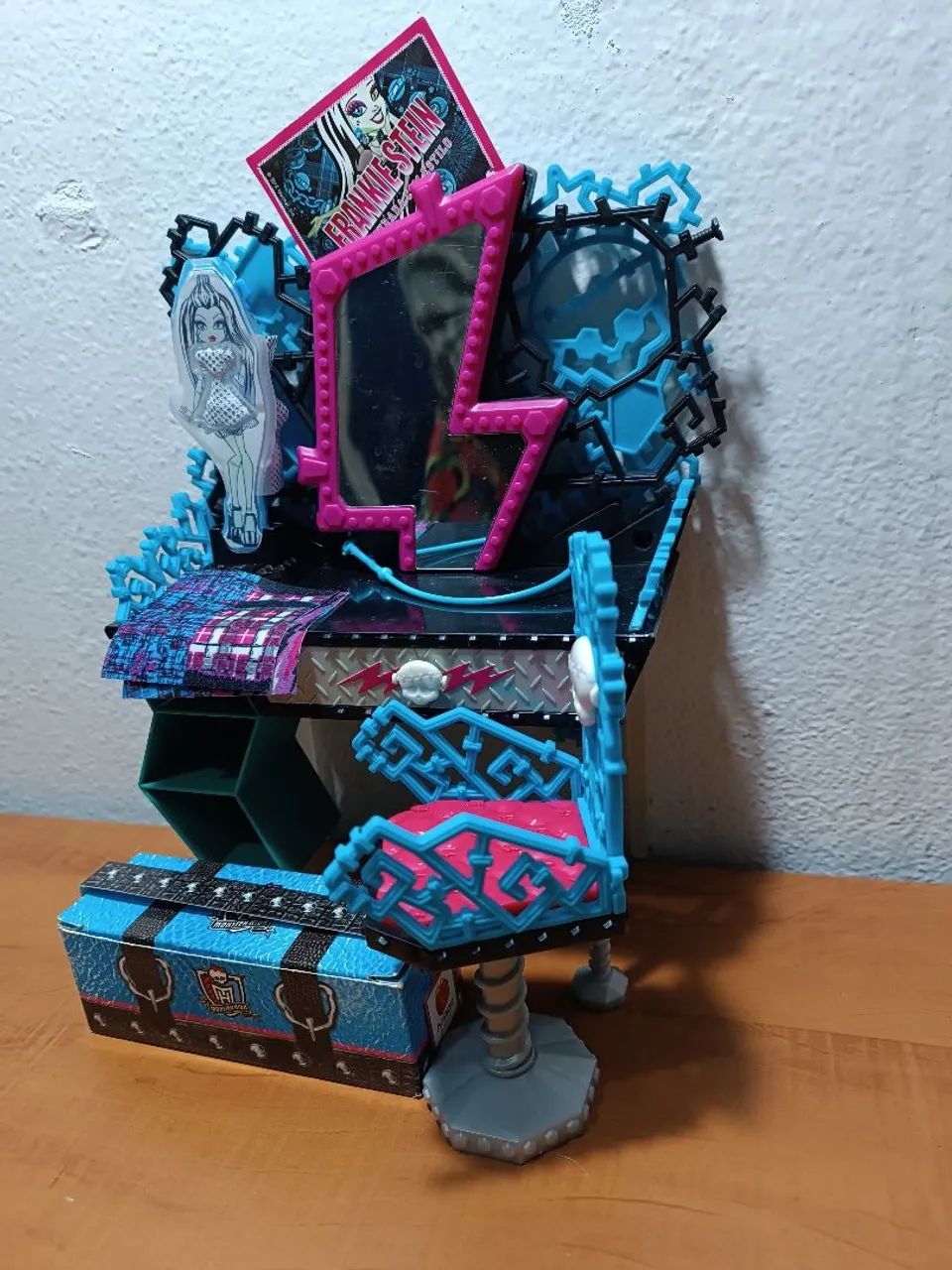 Monster High penteadeira Frankie 