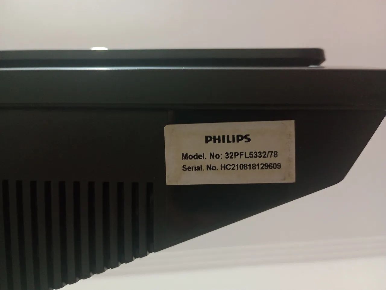 TV Philips 32" LCD com HDMI - Funcionando Perfeitamente! - Foto 3