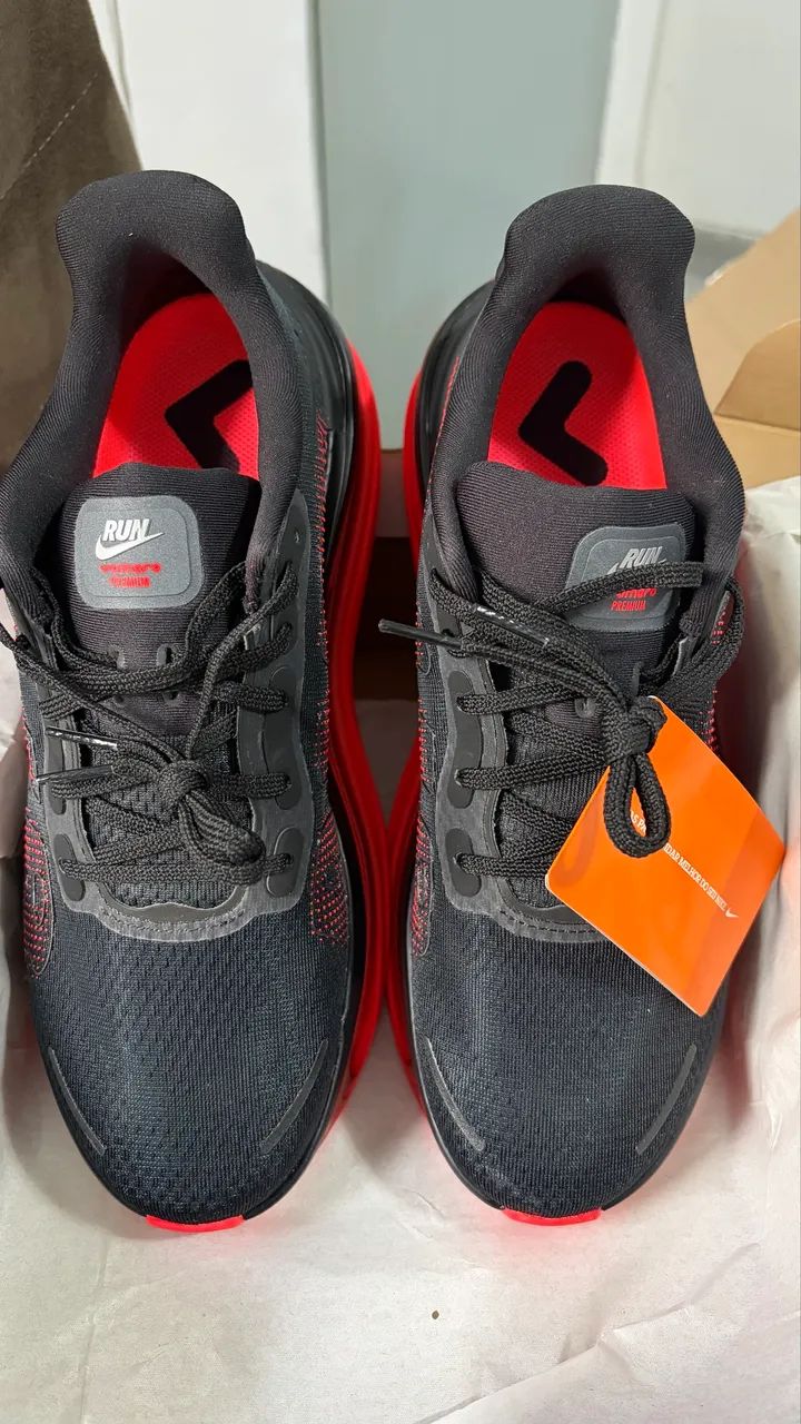 Tênis Nike Vomero Premium Bright Crimson - Foto 3