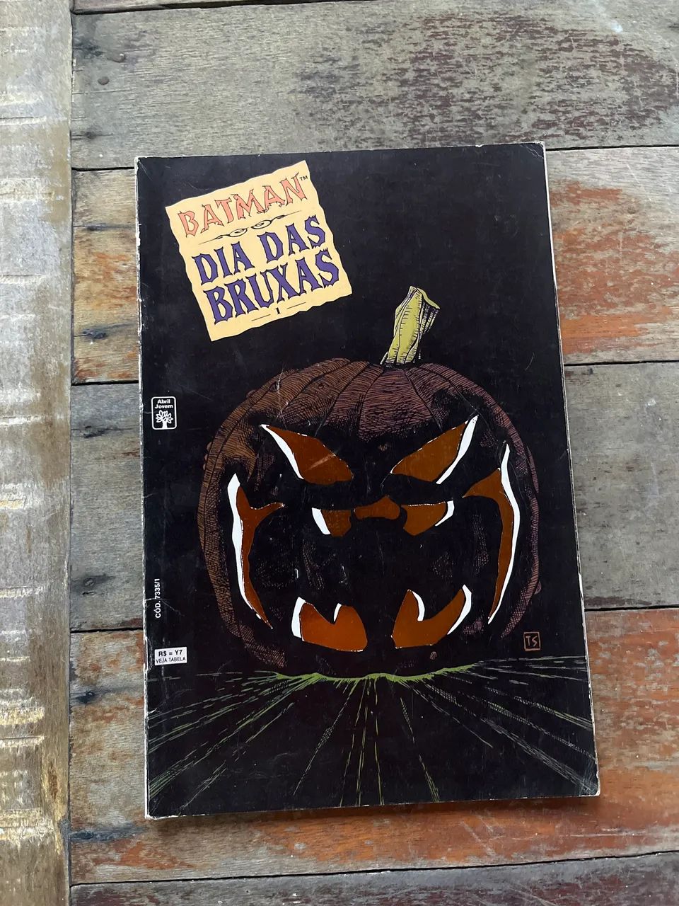 Batman Dia das Bruxas 1 - Gibi DC Comics