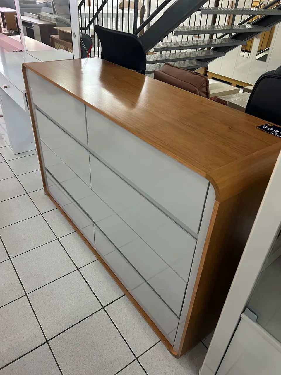 Cômoda 8 gavetas NOVA 