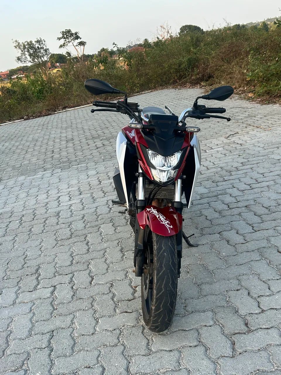 Cb twister 300f 