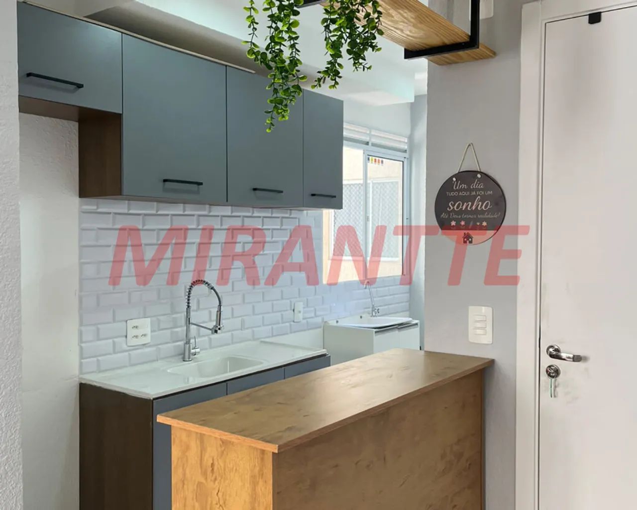 Apartamento de 38m² com 2 quartos em Jardim Recanto Verde