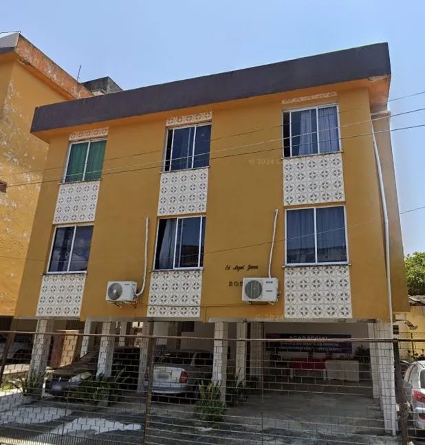 Apartamento de 02 quartos no Rodolfo Teófilo, prox ao Hemoce