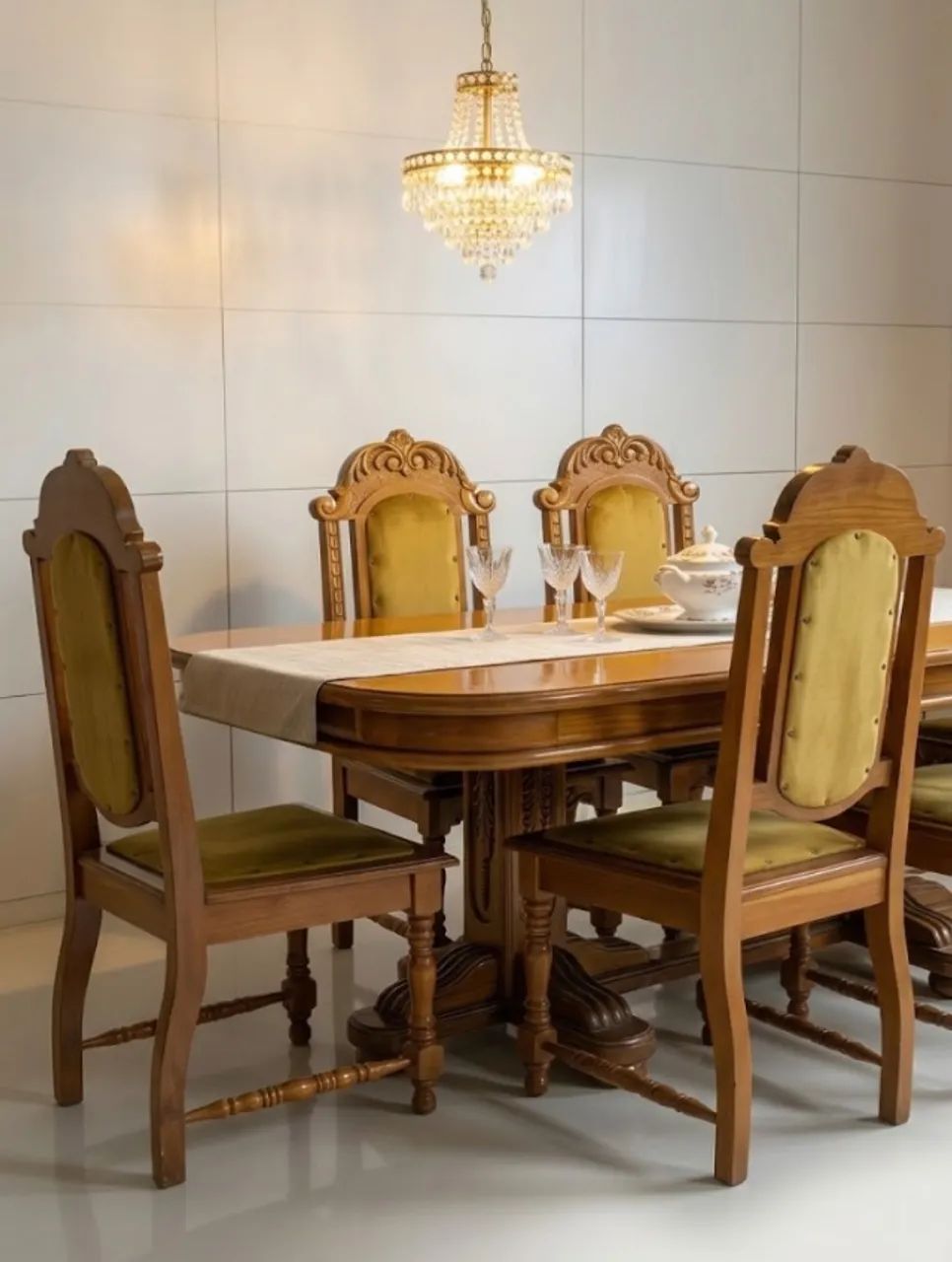 Mesa madeira maciça elegante 