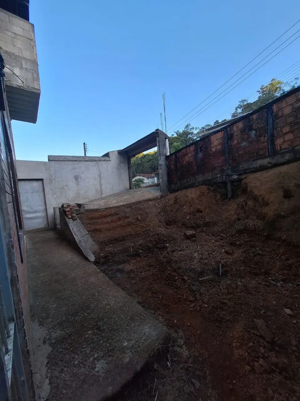 Alugo parte térrea de um sobrado residencial com 2 quartos no Nova Brasília na Rua - Joinv - Foto 4