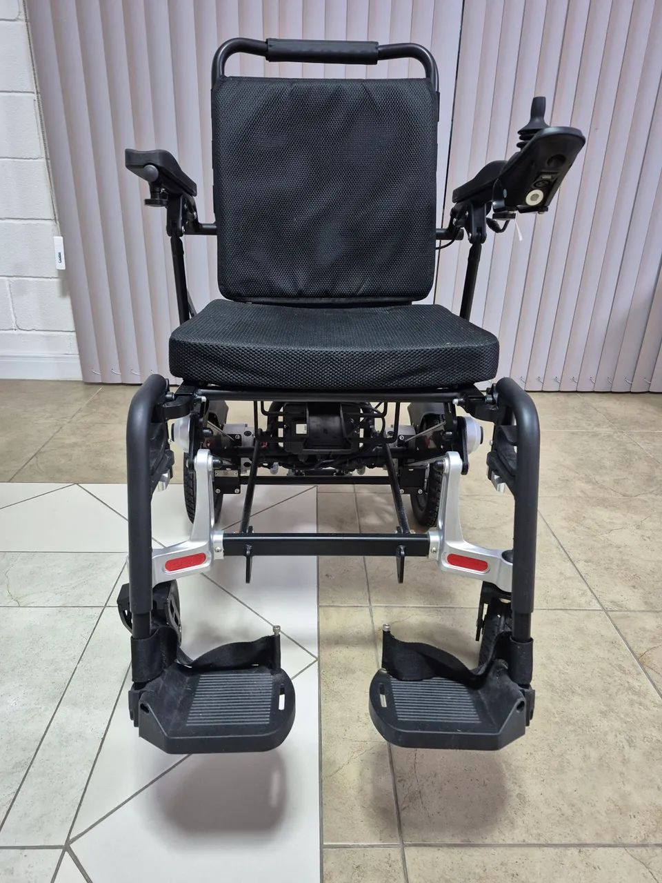 Cadeira de rodas Motorizada