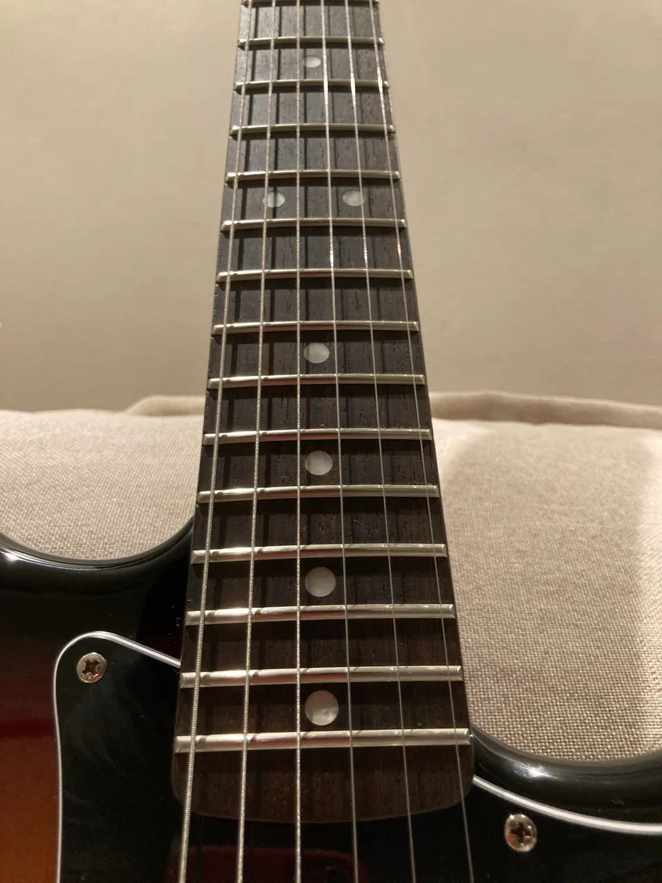 Guitarra squier  - Foto 2