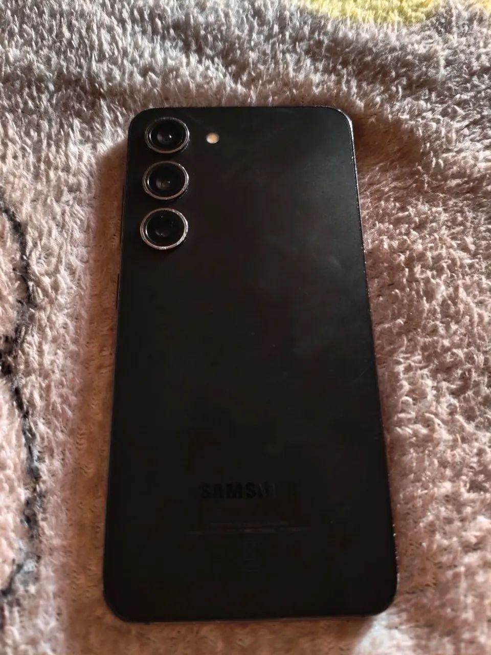 Galaxy s23 com defeito na tela - Foto 3