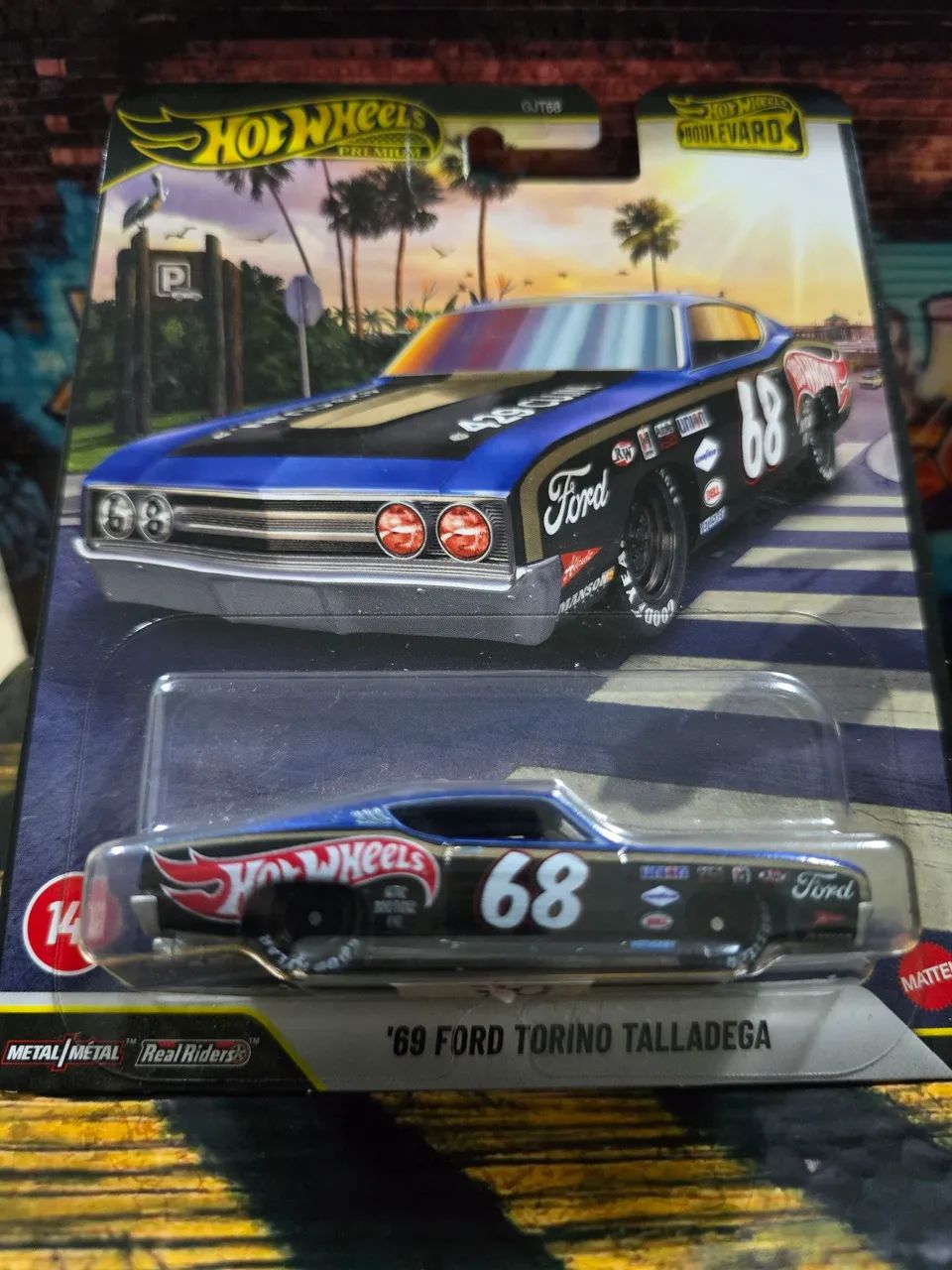 HOT WHEELS PREMIUM 69 FORD TORINO TALLADEGA