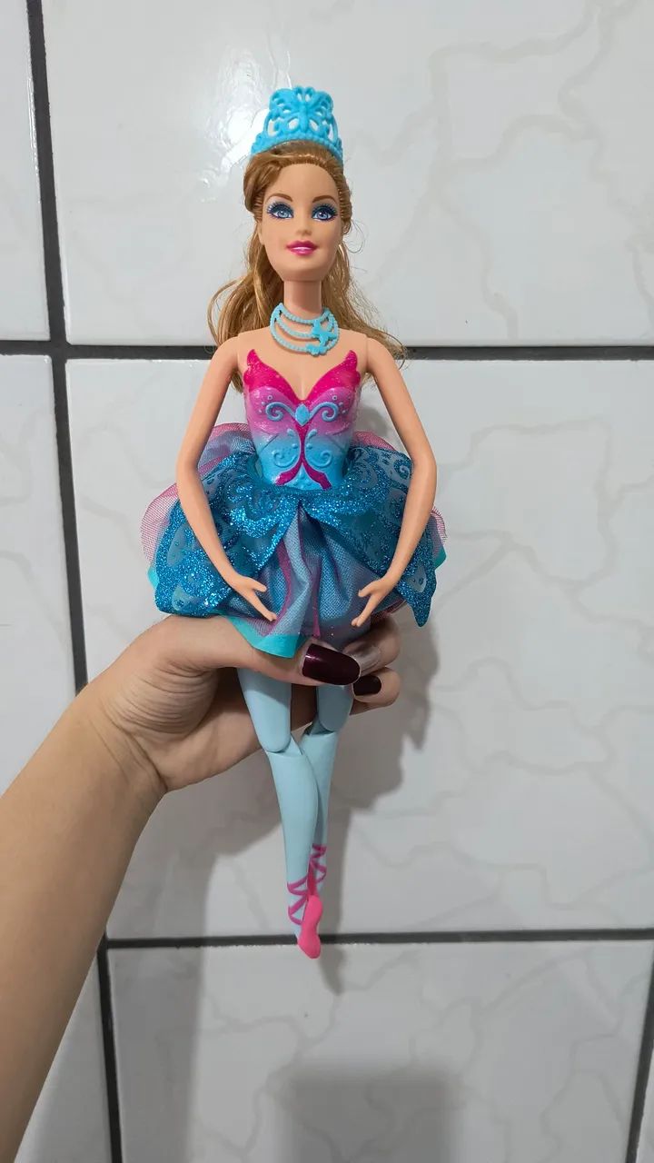 Boneca Barbie - Giselle e As Sapatilhas Mágicas 2012