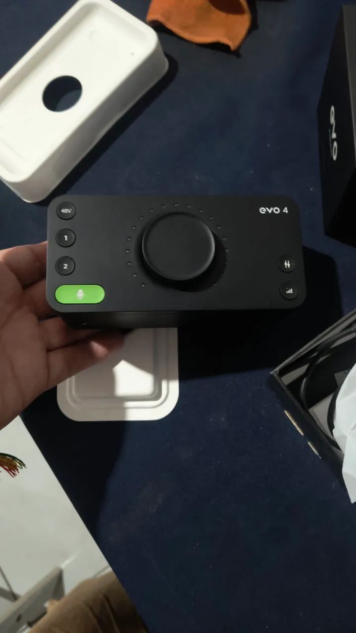 Interface De Audio Audient EVO 4 Seminova com Nota Fiscal. - Foto 4