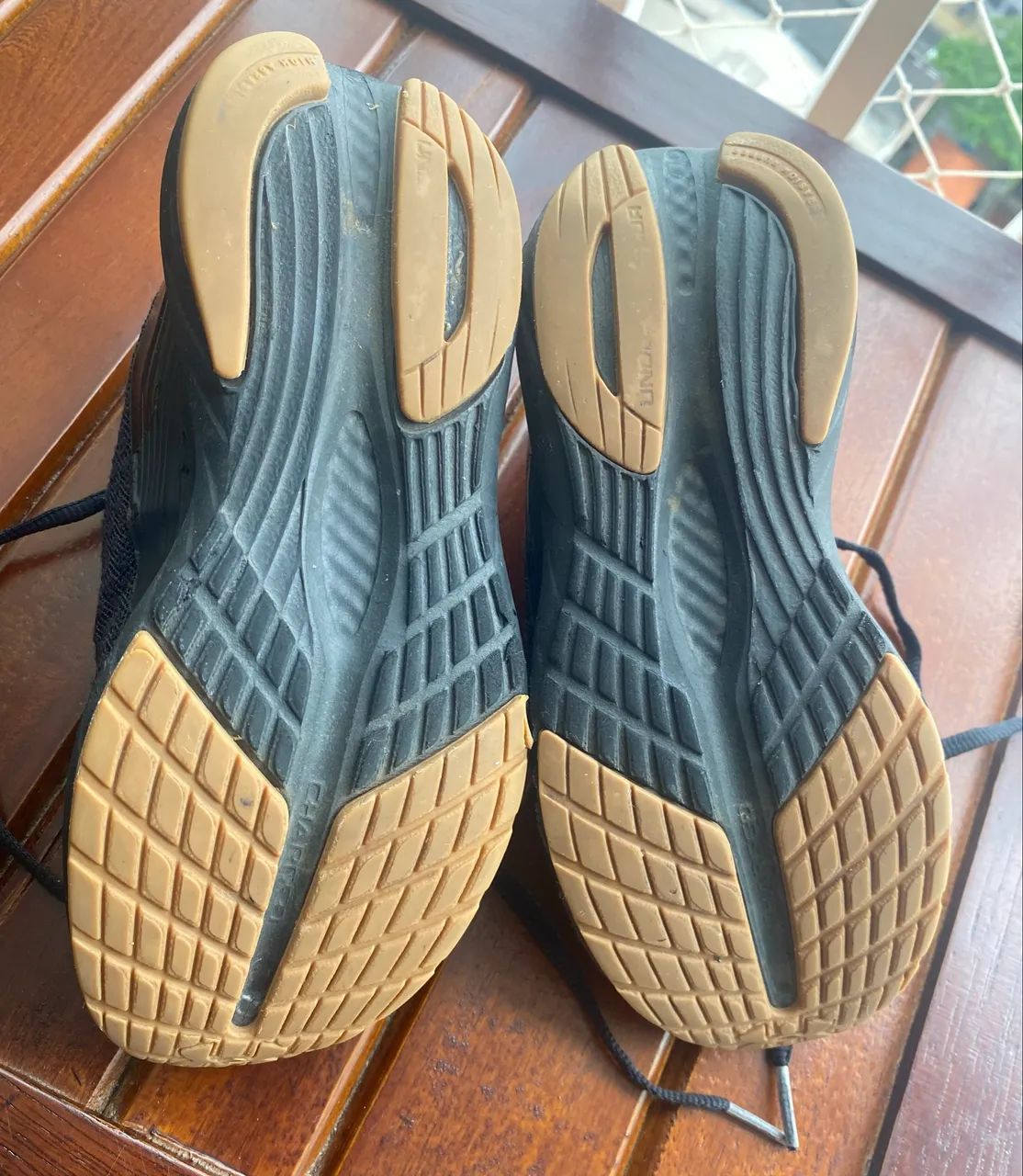 Tênis Under Armour Charged Wing SE  - Foto 2