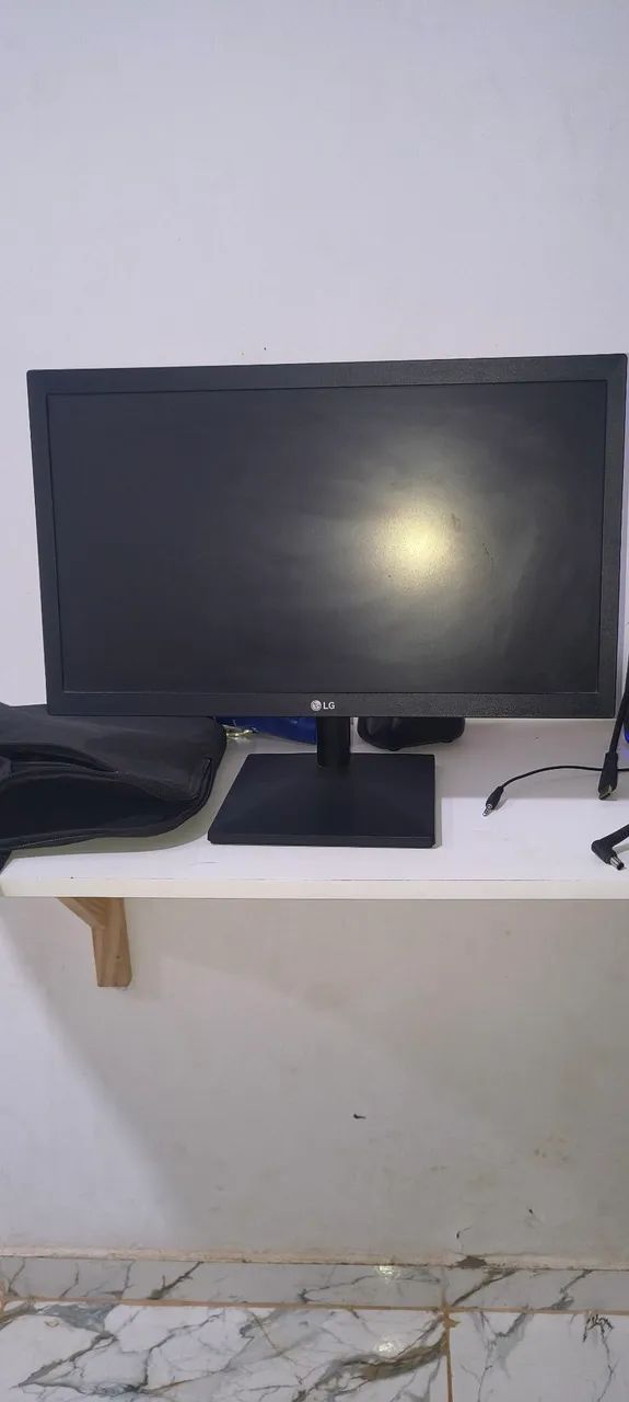 Monitor LG 20"  - Foto 2